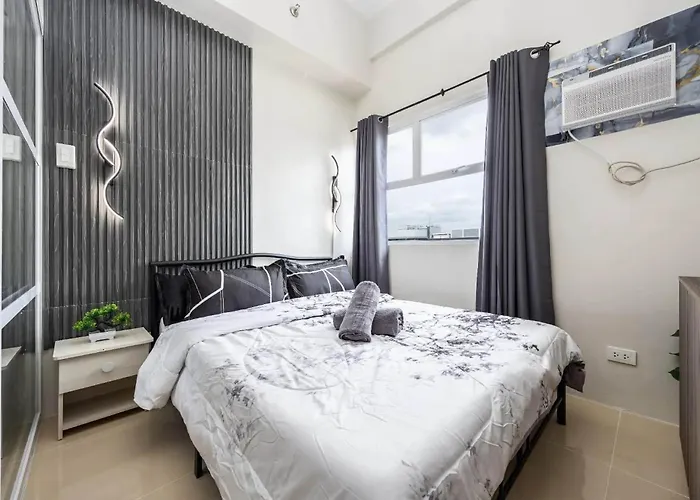 Modern And Stylish Near At It Park With View 3*